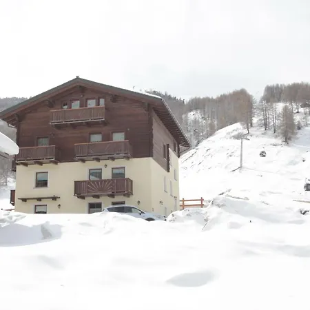 Chalet Modern Holiday In Italy Near Ski Area