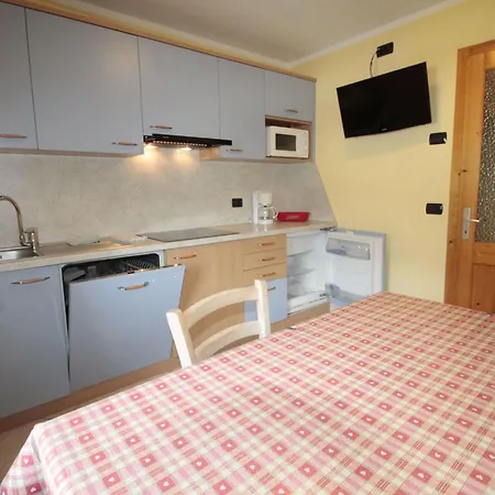 Modern Holiday In Italy Near Ski Area Chalet *